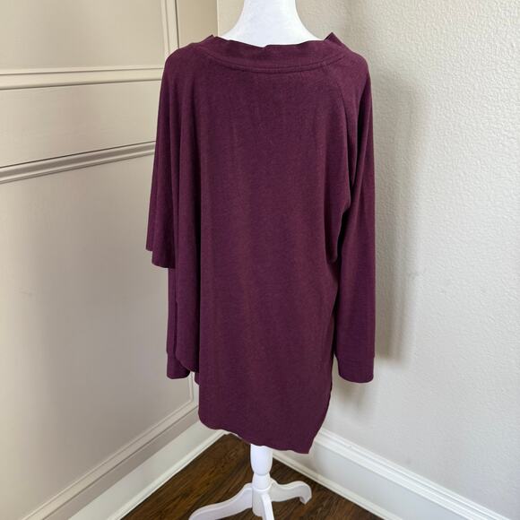 Soft Surroundings Madison Cape Tunic Women’s Size L Wine Asymmetrical Hem Top - Picture 4 of 7